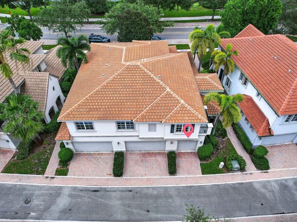 203 Evergrene Parkway, Palm Beach Gardens FL 33410
