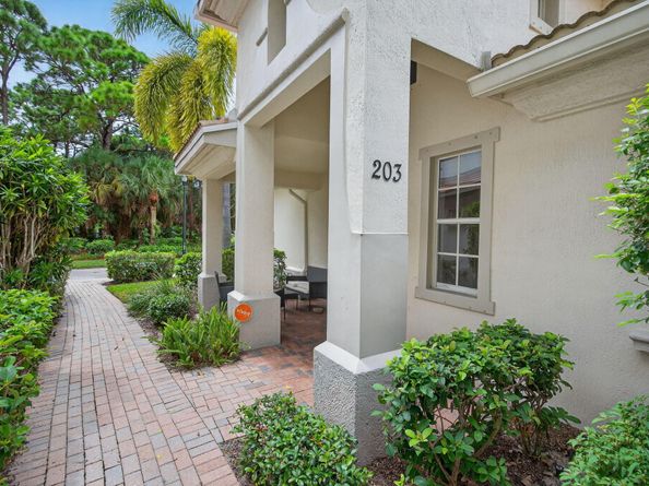 203 Evergrene Parkway, Palm Beach Gardens FL 33410