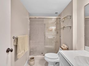 1147 Hillsboro Mile 802, Hillsboro Beach FL 33062