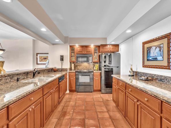 1147 Hillsboro Mile 802, Hillsboro Beach FL 33062
