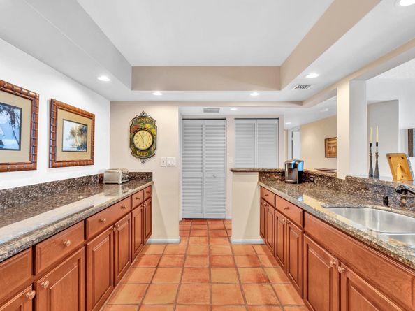 1147 Hillsboro Mile 802, Hillsboro Beach FL 33062