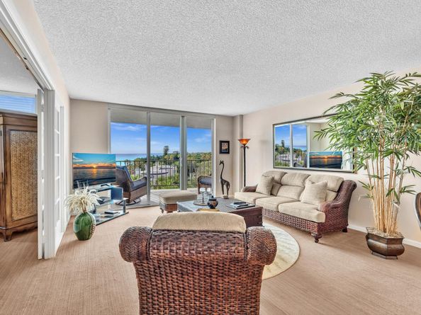 1147 Hillsboro Mile 802, Hillsboro Beach FL 33062