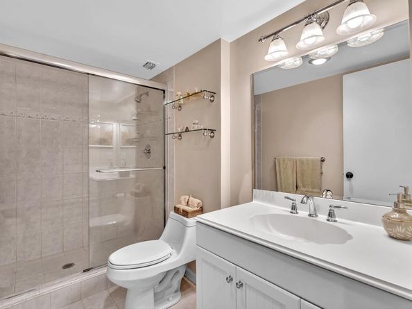 1147 Hillsboro Mile 802, Hillsboro Beach FL 33062
