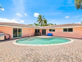 261 SW 18th Ct, Pompano Beach FL 33060