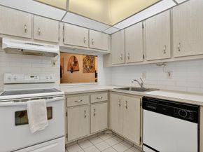 3170 Holiday Springs Blvd 205, Pompano Beach FL 33063