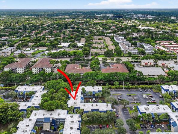 3170 Holiday Springs Blvd 205, Pompano Beach FL 33063