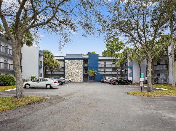 3170 Holiday Springs Blvd 205, Pompano Beach FL 33063