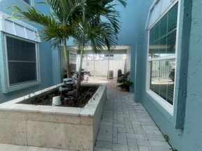 2708 NE 14th Street Causeway 2, Pompano Beach FL 33062