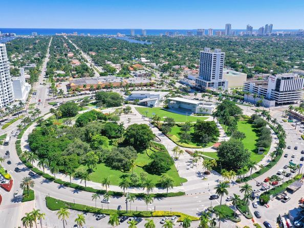 1830 Radius Dr 318, Hollywood FL 33020
