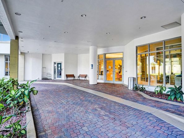 1830 Radius Dr 318, Hollywood FL 33020