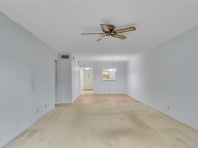 2905 SW 22nd Ave 202, Delray Beach FL 33445