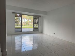 8031 Lagos De Campo Blvd L3, Tamarac FL 33321