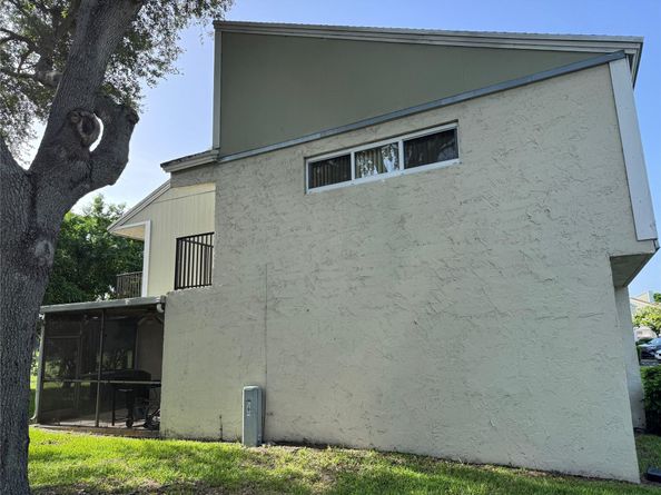 8031 Lagos De Campo Blvd L3, Tamarac FL 33321