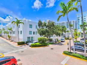 2100 Van Buren Street 203, Hollywood FL 33020