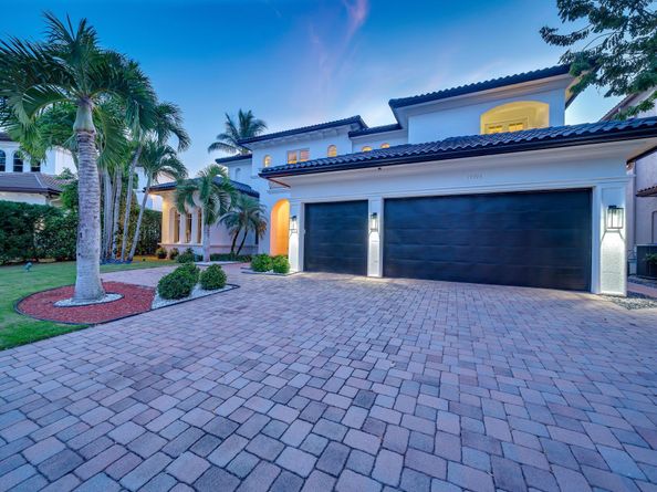17593 Middle Lake Drive, Boca Raton FL 33496