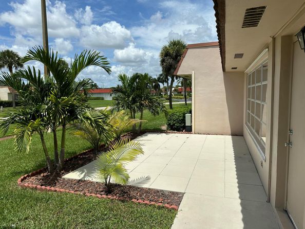 5775 W Fernley Drive W 112, West Palm Beach FL 33415