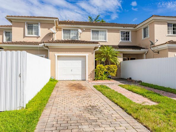 27874 SW 139th Path, Homestead FL 33032