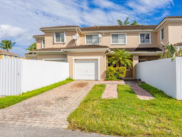 27874 SW 139th Path, Homestead FL 33032