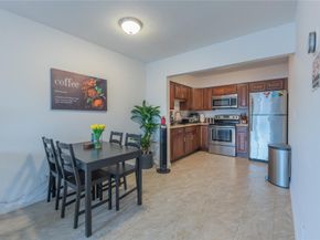 210 -216 NE 40th St, Oakland Park FL 33334