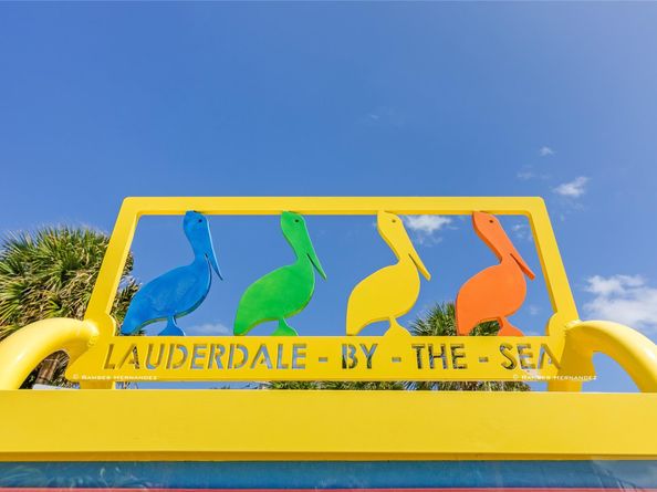 210 -216 NE 40th St, Oakland Park FL 33334