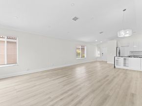 1425 Majesty Ter, Weston FL 33327