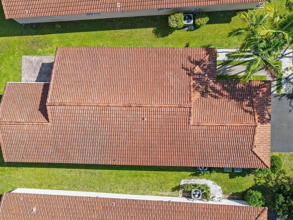 1425 Majesty Ter, Weston FL 33327