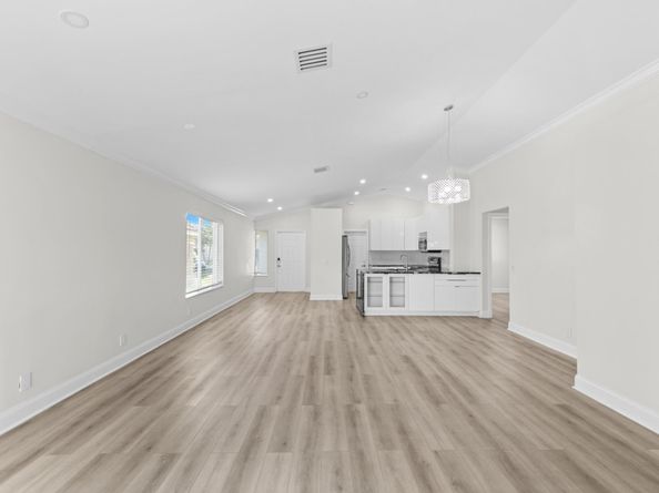 1425 Majesty Ter, Weston FL 33327