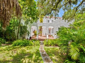 121 Rose Dr, Fort Lauderdale FL 33316