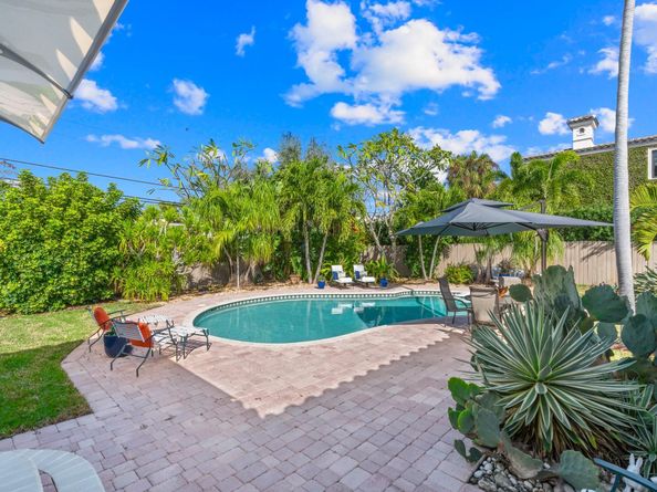 2317 NE 12th St, Fort Lauderdale FL 33304