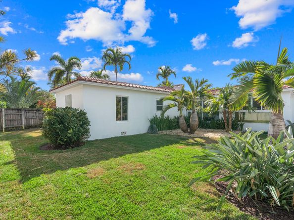 2317 NE 12th St, Fort Lauderdale FL 33304