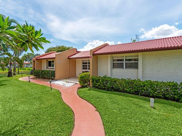 312 Lake Helen Drive, West Palm Beach FL 33411