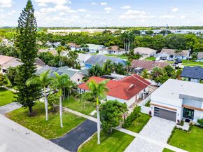 7517 W Country Club Blvd, Boca Raton FL 33487