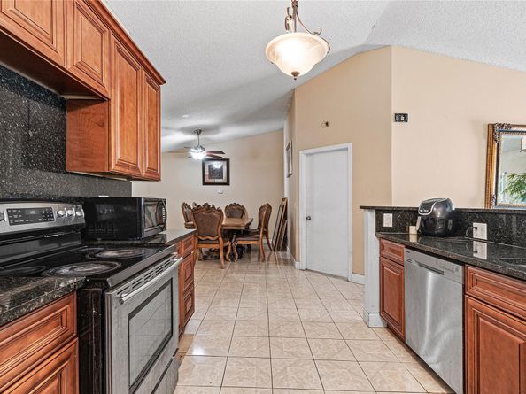 7517 W Country Club Blvd, Boca Raton FL 33487