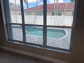 5374 SW 33rd Ave, Fort Lauderdale FL 33312