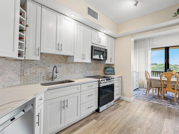 7546 La Paz Boulevard 404, Boca Raton FL 33433