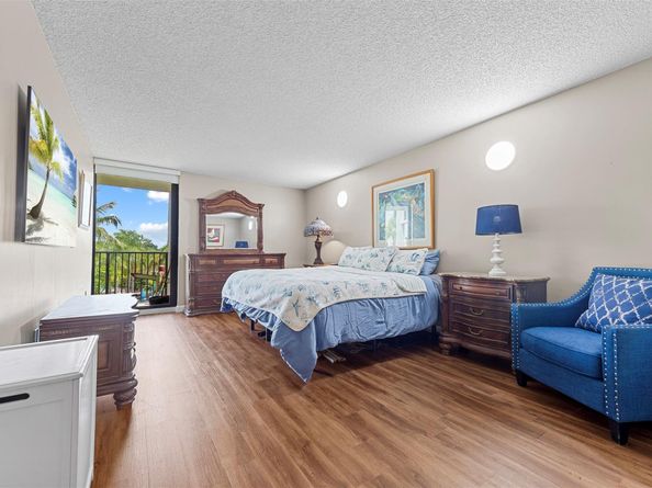 1201 River Reach Dr 307, Fort Lauderdale FL 33315