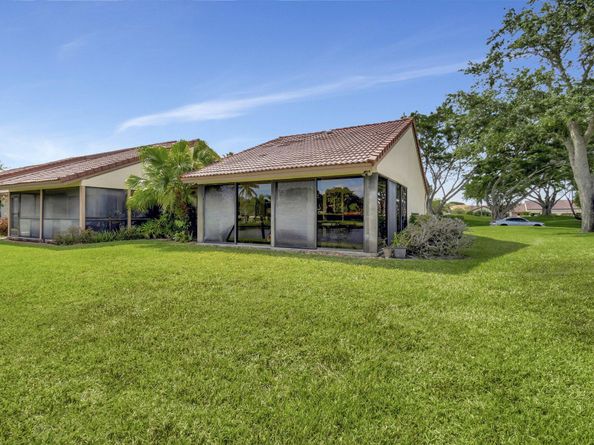 5531 Parkwalk Circle E, Boynton Beach FL 33472
