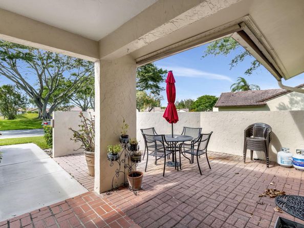 5531 Parkwalk Circle E, Boynton Beach FL 33472
