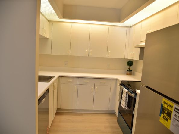 801 SW 138th Ave 402E, Pembroke Pines FL 33027