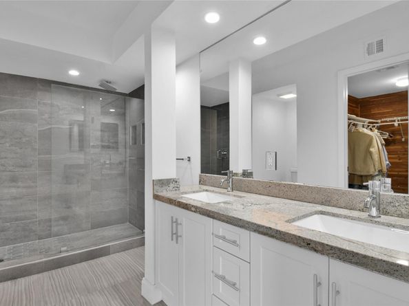 4201 N Ocean Dr 301, Hollywood FL 33019