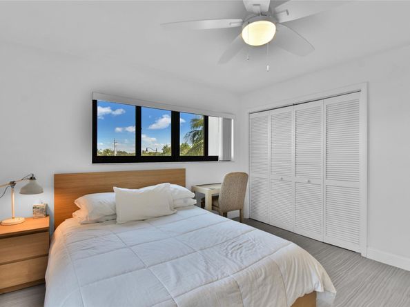 4201 N Ocean Dr 301, Hollywood FL 33019