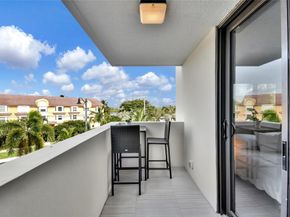 4201 N Ocean Dr 301, Hollywood FL 33019