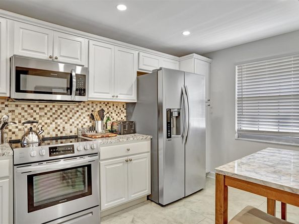 3503 Oaks Way 405, Pompano Beach FL 33069