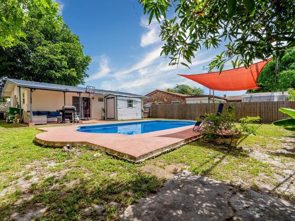 7160 Venetian St, Miramar FL 33023