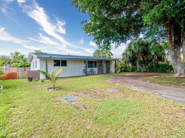 7160 Venetian St, Miramar FL 33023