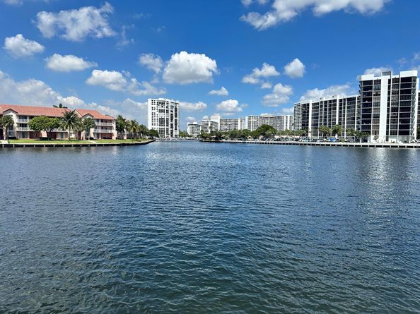 3800 S Ocean Drive 1516, Hollywood FL 33019