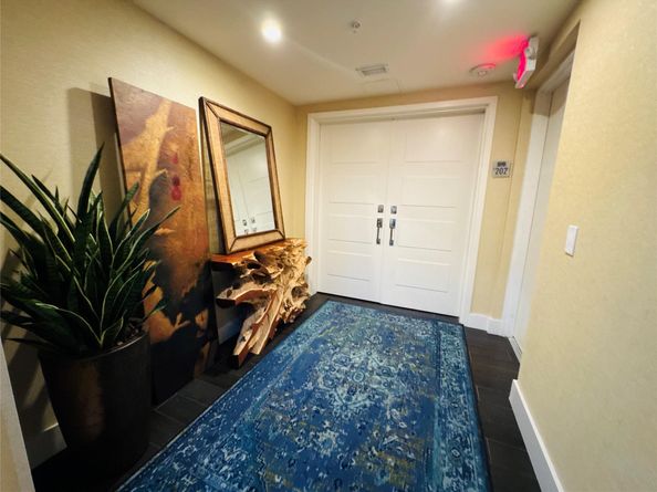 9400 W Bay Harbor Dr 202, Bay Harbor Islands FL 33154