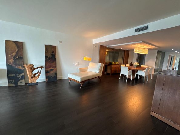 9400 W Bay Harbor Dr 202, Bay Harbor Islands FL 33154