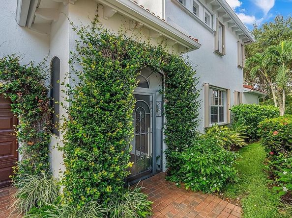 631 Moondancer Court, Palm Beach Gardens FL 33410