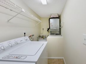 8921 NW 28th Drive B, Coral Springs FL 33065